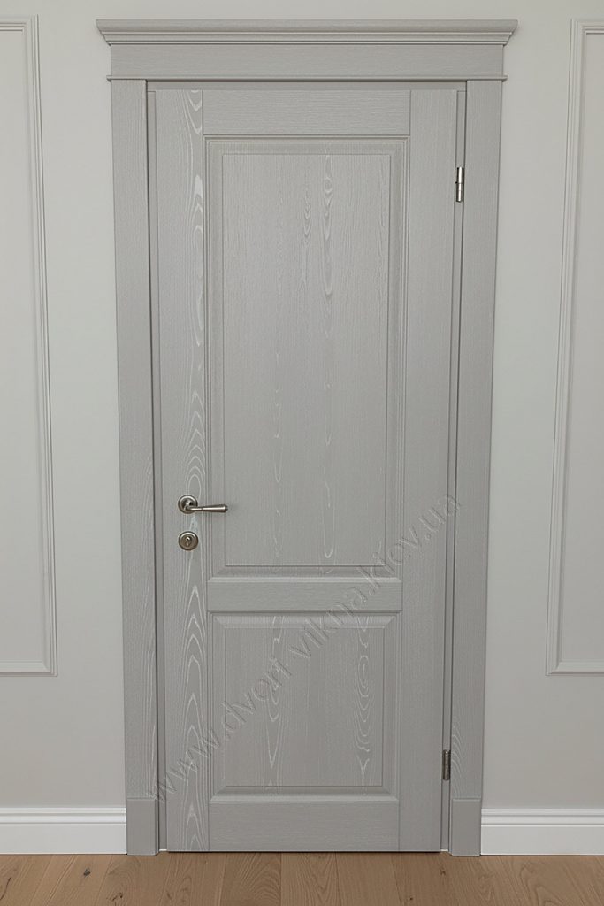 Двері з ясеня - фарбування по RAL