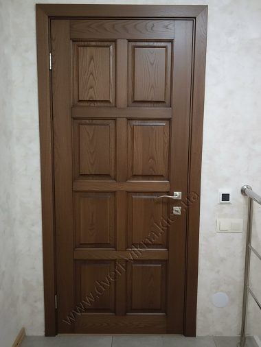 Двері з ясеня