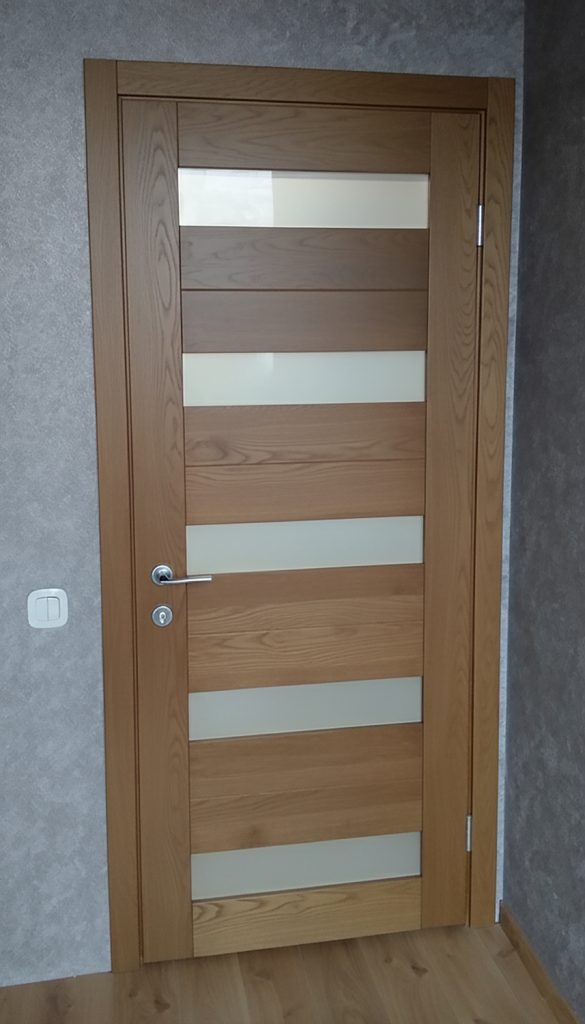 Сучасні дубові двері