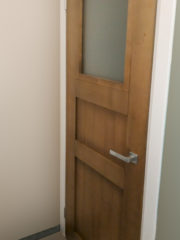 Деревянные двери из ольхи в стиле Лофт (Loft)