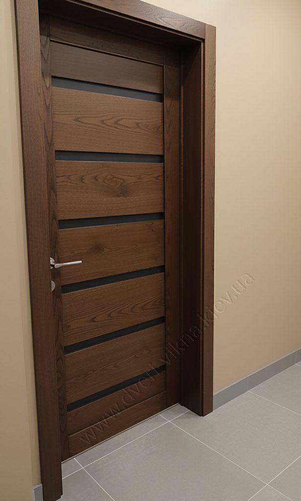 Сучасні двері з Ясеня